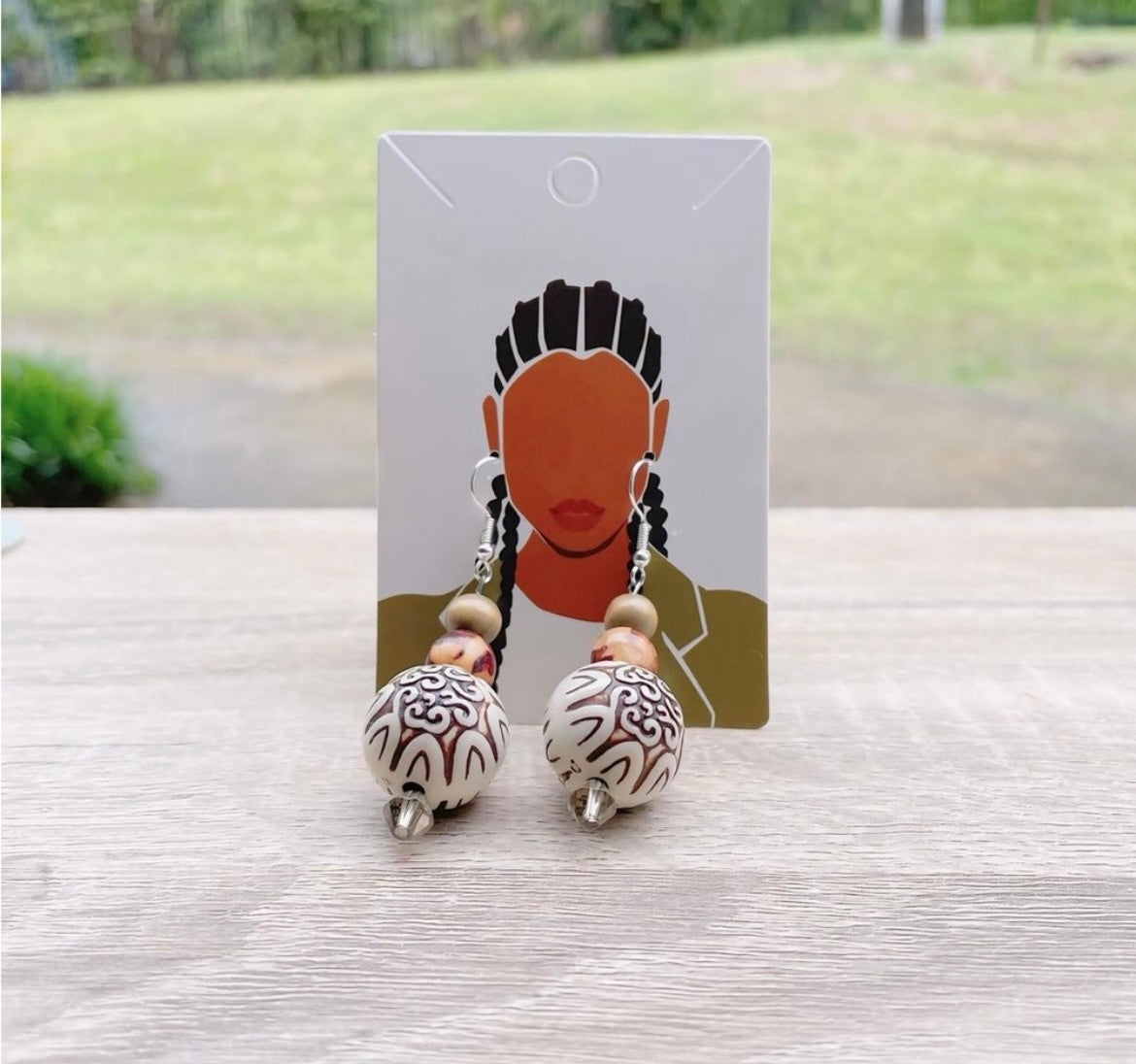 UNIQUE Tru Earrings