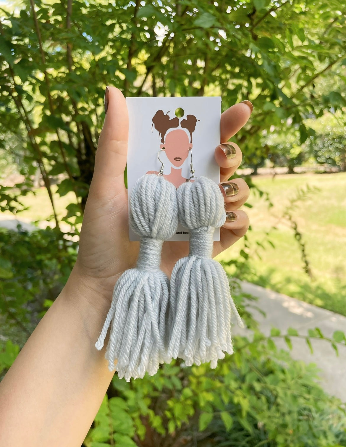 UNIQUE Tassel Light Grey Earrings