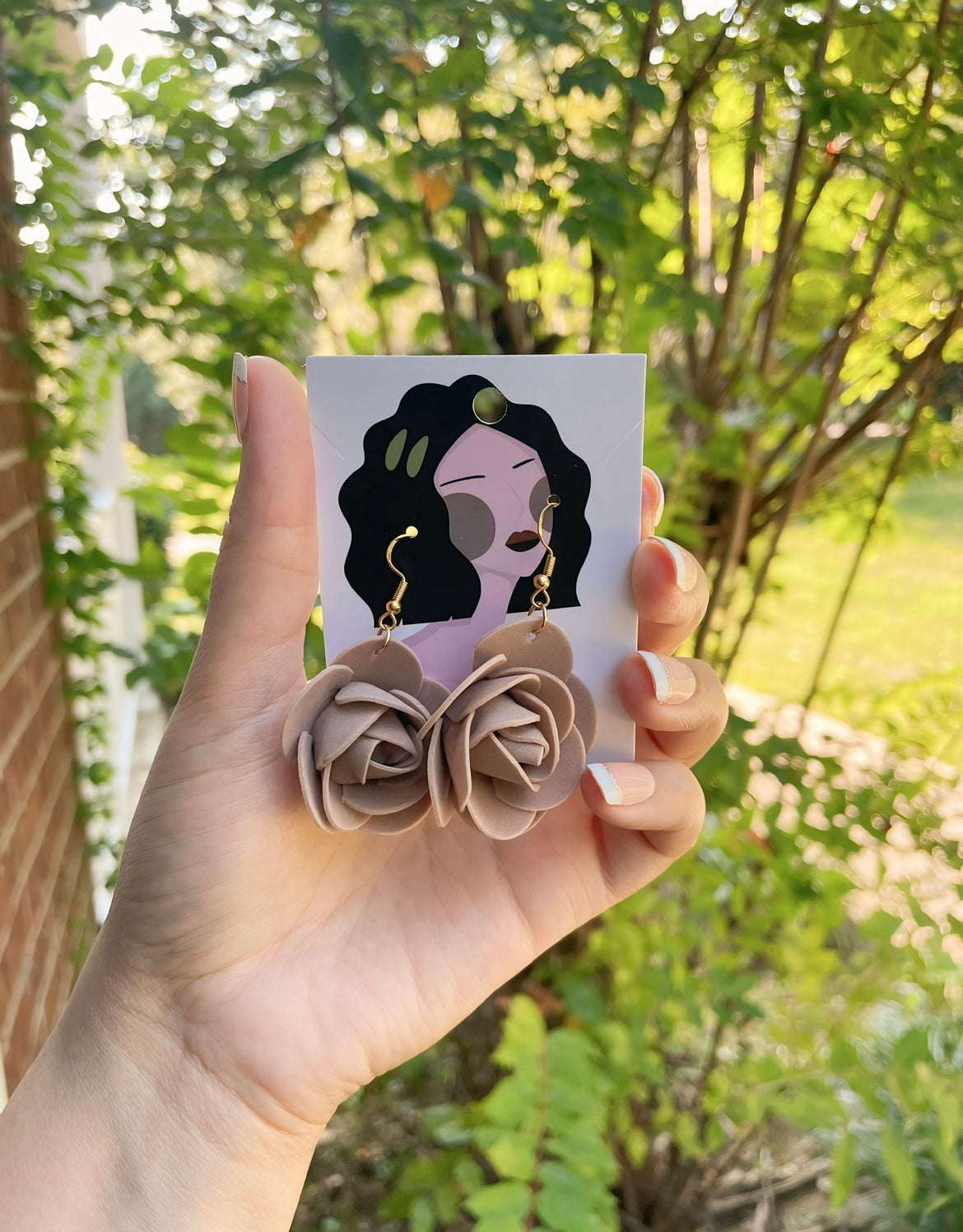 UNIQUE Foam Rose Earrings