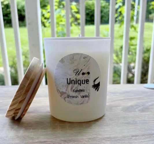 UNIQUE z Candle French Vanilla